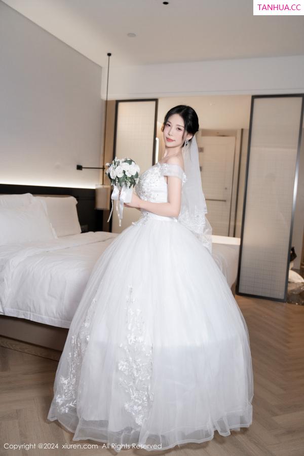 陈若依 抖娘利世 [XiuRen]高清写真图 2024.08.09 No.8998 利世 丝袜美腿第7张图片